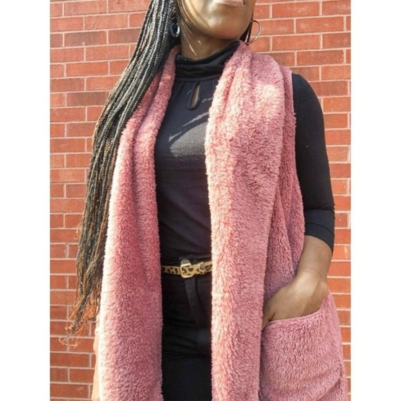 (NWT) Faux Fur Vest - Mauve - Picture 3 of 4